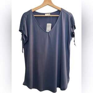 SIMPLE BY SUZANNE BETRO BLUE TUNIC TOP GATHERED DOLMAN SLEEVES BLOUSE size med